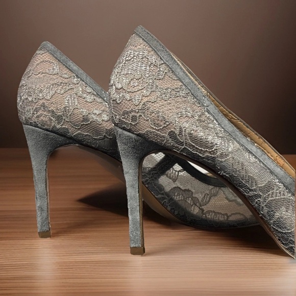 Banana Republic Gray Lace Madison Heels Stilettos Holiday Dress Shoes Size 6 - Picture 3 of 16